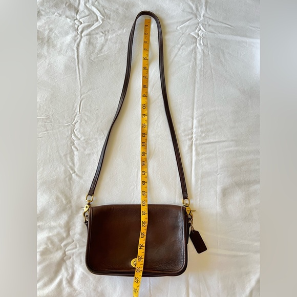 Vintage Coach Brown Leather Pocket Purse Shoulder Bag - Picture 13 of 14